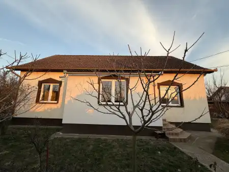Eladó családi ház, Biharnagybajom 3 szoba 85 m² 15.5 M Ft