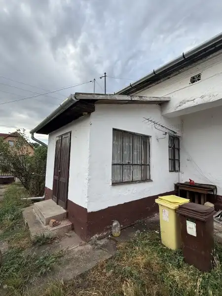 Eladó családi ház, Kaba 2 szoba 60 m² 9.2 M Ft