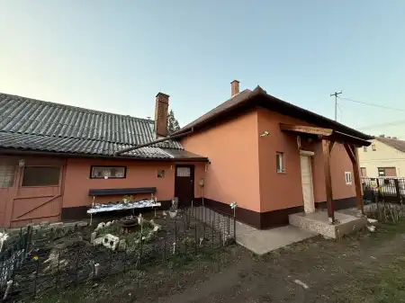 Eladó családi ház, Püspökladány 2 szoba 80 m² 27 M Ft