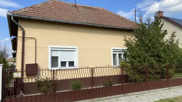 Eladó családi ház, Püspökladány 3+1 szoba 80 m² 35.5 M Ft