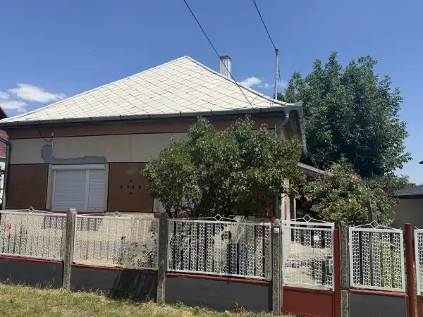 Eladó családi ház, Püspökladány 2 szoba 72 m² 26.8 M Ft