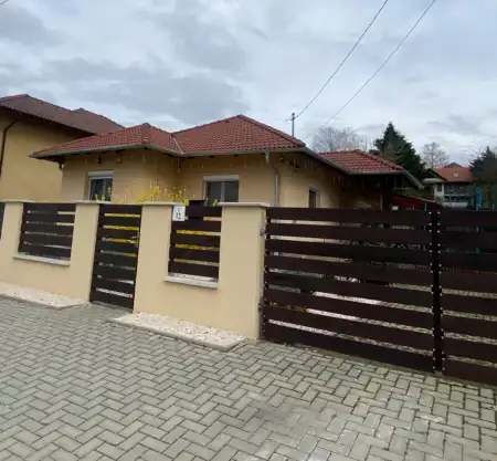 Eladó családi ház, Veresegyház 4 szoba 126 m² 139.9 M Ft