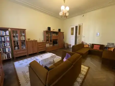 Eladó téglalakás, Budapest, V. kerület 3 szoba 133 m² 165 M Ft